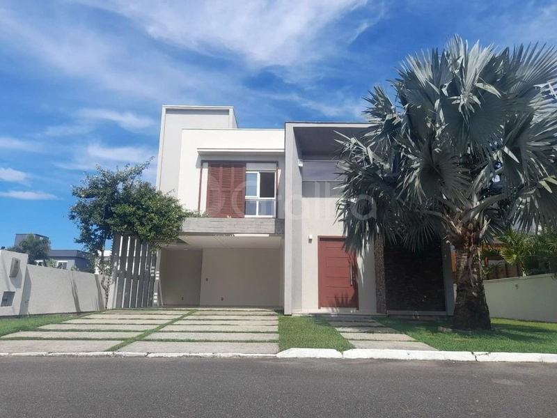 Casa com 3 dormitórios no Campeche