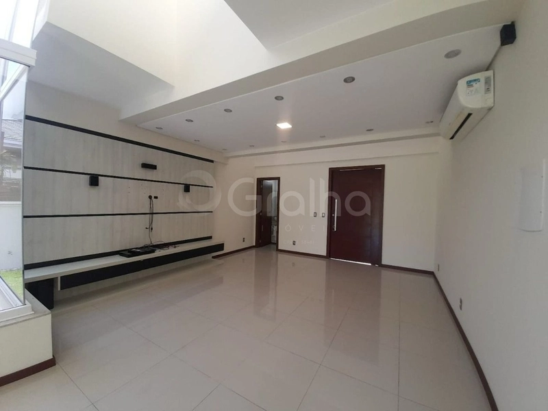 Casa com 3 dormitórios no Campeche: 20ª foto da galeria de imagens do imóvel