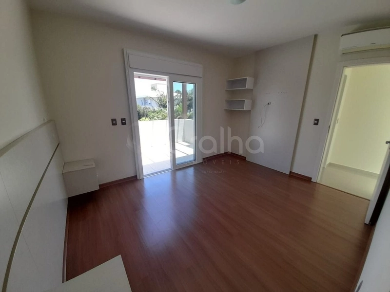 Casa com 3 dormitórios no Campeche: 16ª foto da galeria de imagens do imóvel