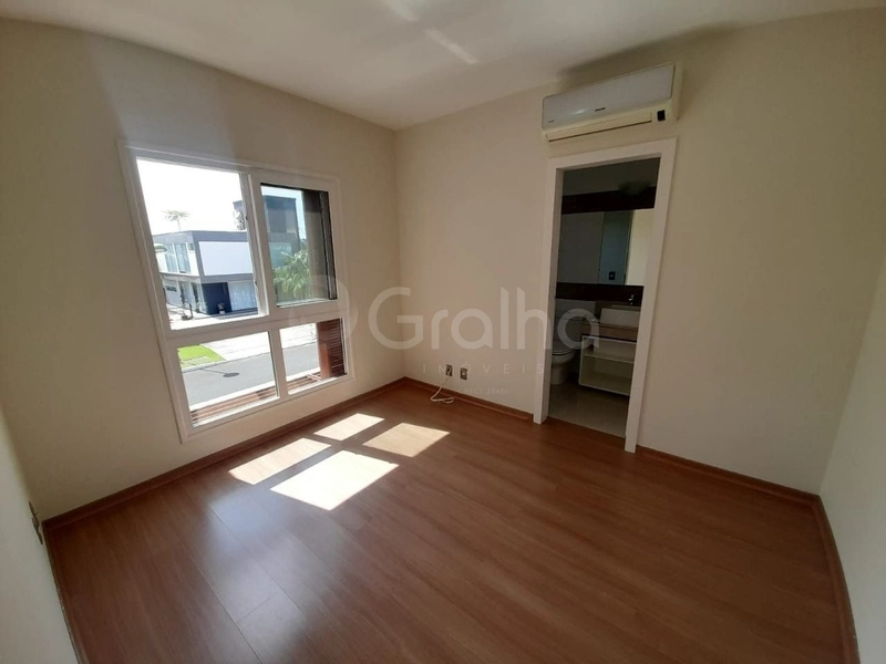 Casa com 3 dormitórios no Campeche: 11ª foto da galeria de imagens do imóvel