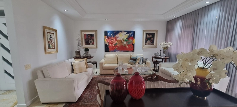 Apartamento com 3 dormitórios, sendo 2 suítes, na Agronômica: 2ª foto da galeria de imagens do imóvel