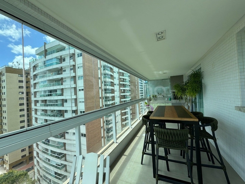 Apartamento com 3 suítes no Centro: 9ª foto da galeria de imagens do imóvel