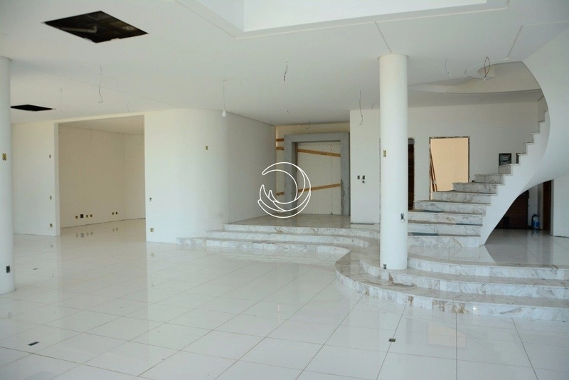 Casa com 8 dormitórios no João Paulo: 5ª foto da galeria de imagens do imóvel