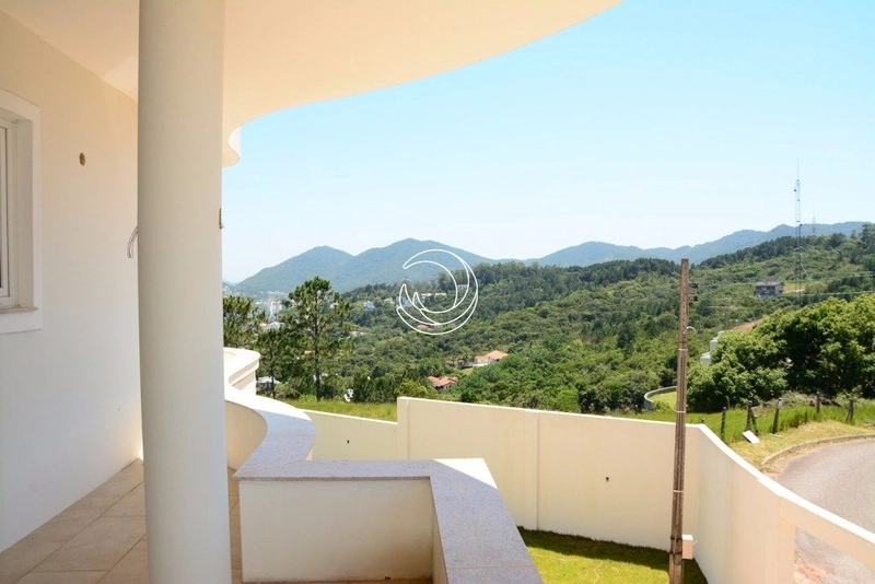 Casa com 8 dormitórios no João Paulo: 24ª foto da galeria de imagens do imóvel