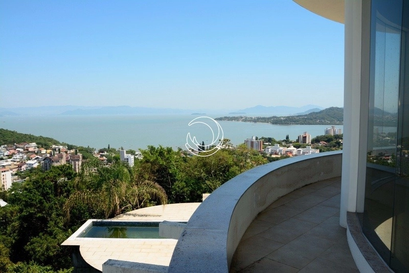 Casa com 8 dormitórios no João Paulo: 25ª foto da galeria de imagens do imóvel