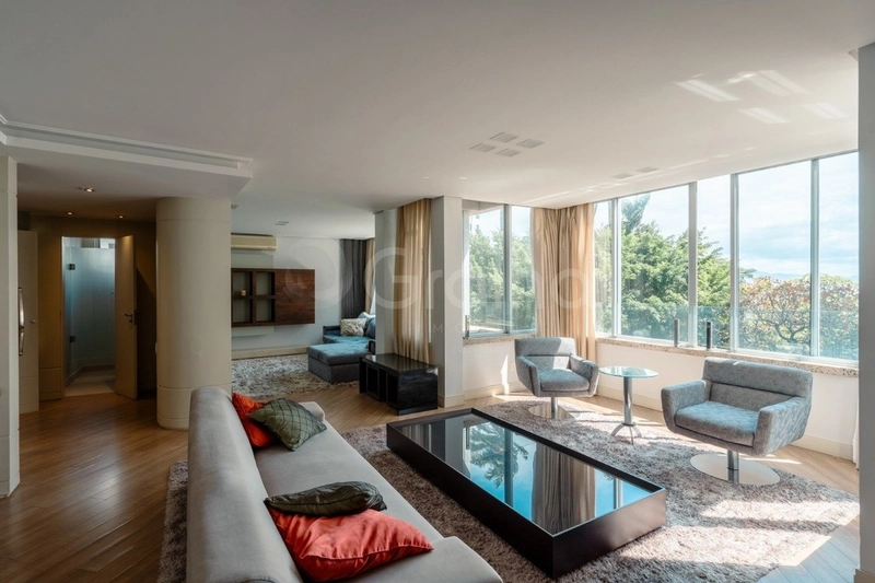 Apartamento com 3 suítes no Centro: 1ª foto da galeria de imagens do imóvel