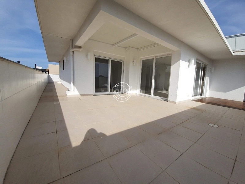 Cobertura com 3 dormitórios no Campeche: 1ª foto da galeria de imagens do imóvel