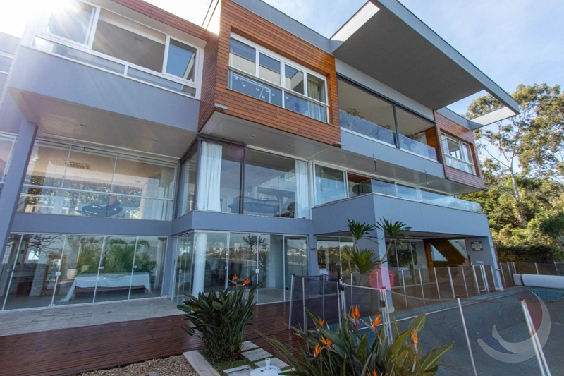 Casa com 6 suítes no Cacupé: 43ª foto da galeria de imagens do imóvel