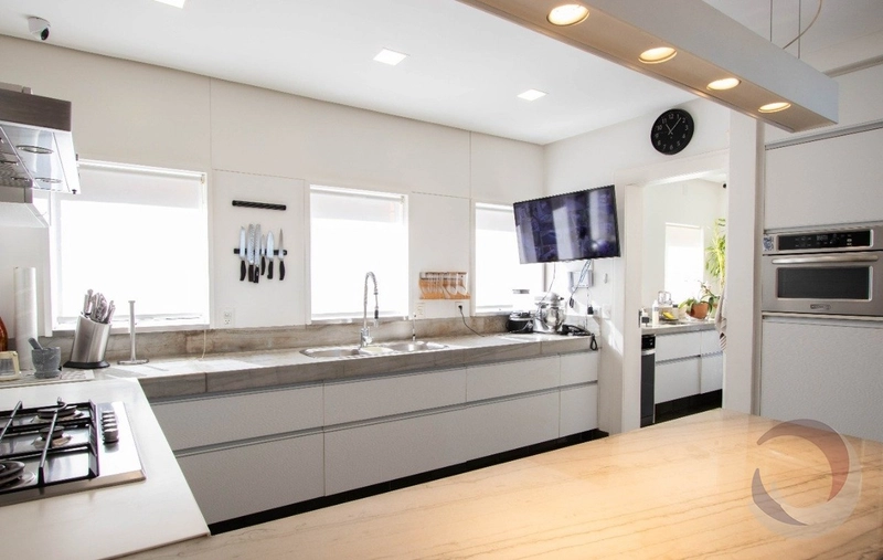 Casa com 6 suítes no Cacupé: 27ª foto da galeria de imagens do imóvel