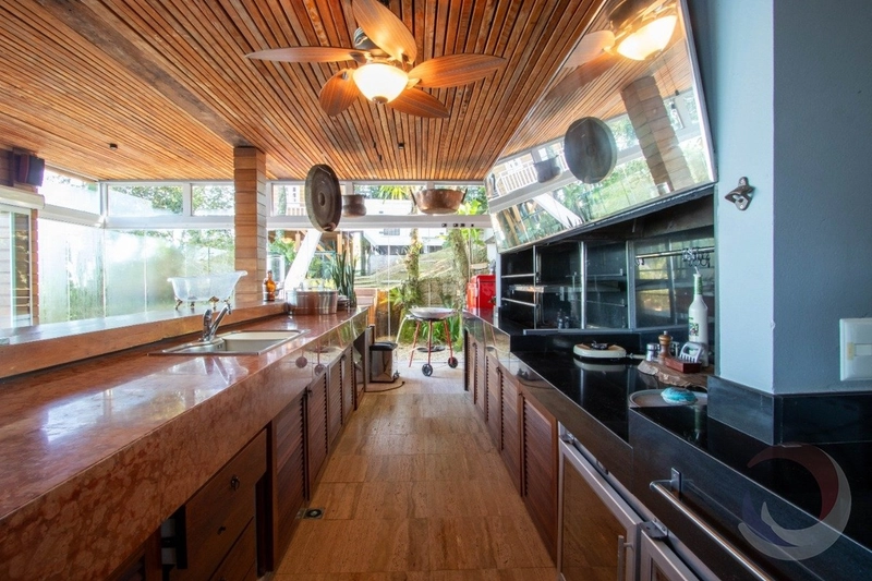 Casa com 6 suítes no Cacupé: 40ª foto da galeria de imagens do imóvel