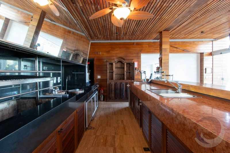 Casa com 6 suítes no Cacupé: 38ª foto da galeria de imagens do imóvel