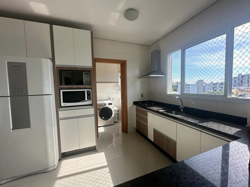 Apartamento com 1 suíte e 2 demi suítes na Agronômica: 12ª foto da galeria de imagens do imóvel