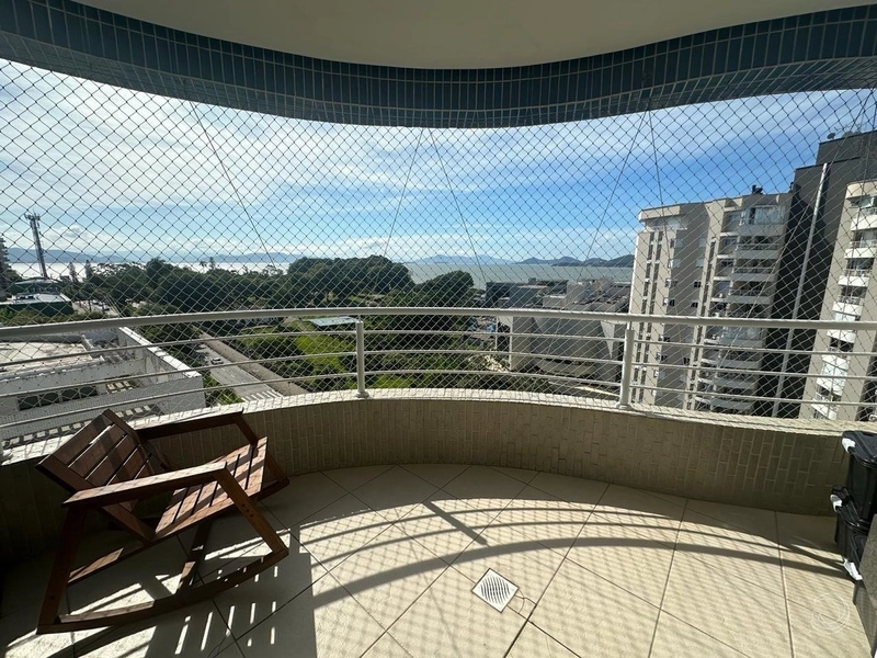 Apartamento com 1 suíte e 2 demi suítes na Agronômica: 6ª foto da galeria de imagens do imóvel