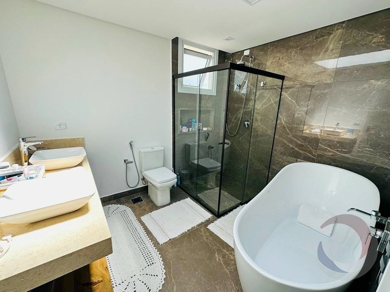 Casa com 4 suítes no Campeche: 26ª foto da galeria de imagens do imóvel