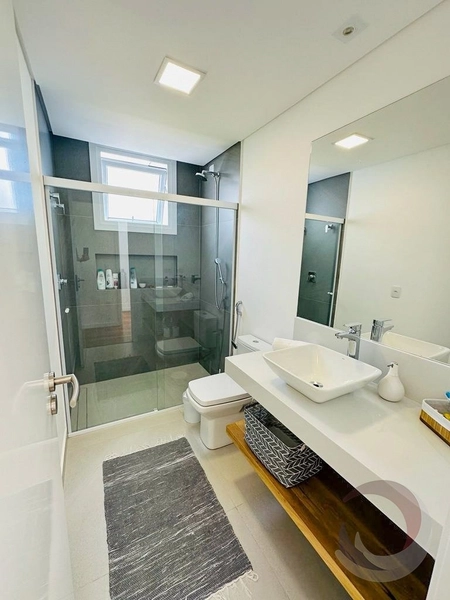 Casa com 4 suítes no Campeche: 30ª foto da galeria de imagens do imóvel