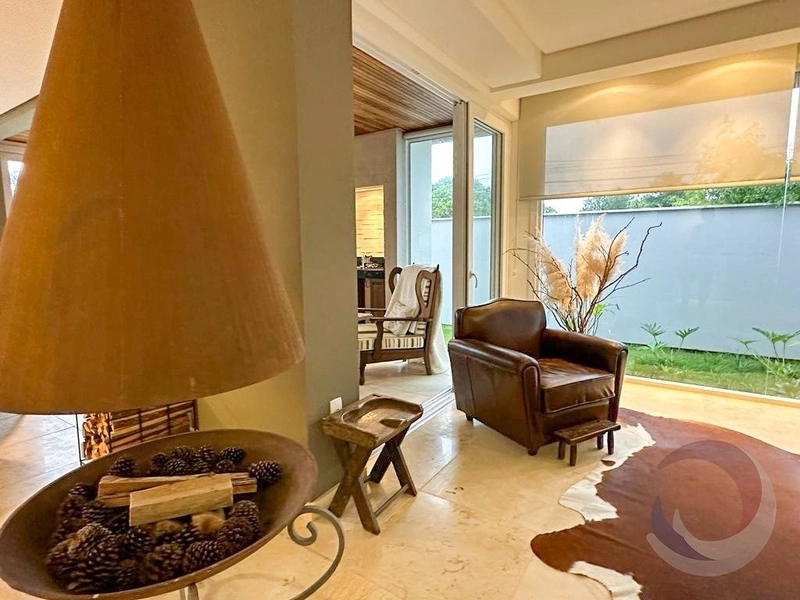 Casa com 4 suítes no Campeche: 5ª foto da galeria de imagens do imóvel