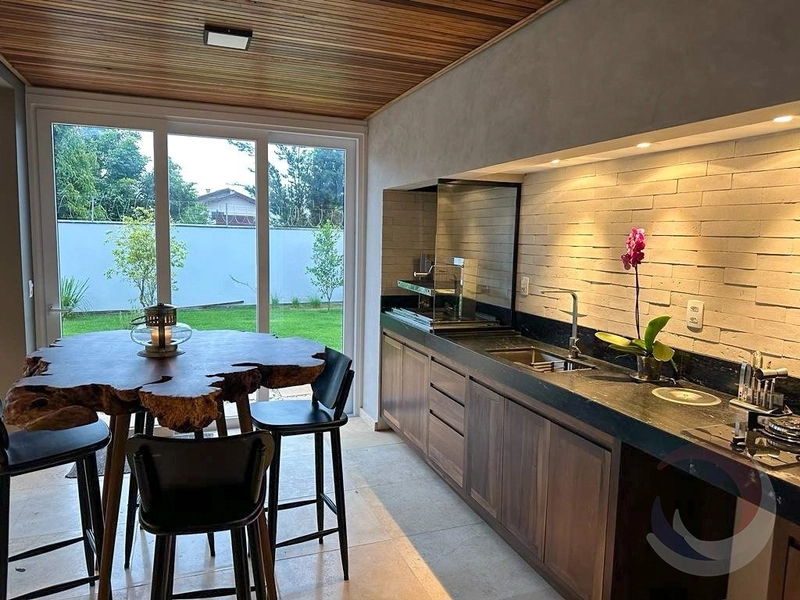 Casa com 4 suítes no Campeche: 18ª foto da galeria de imagens do imóvel