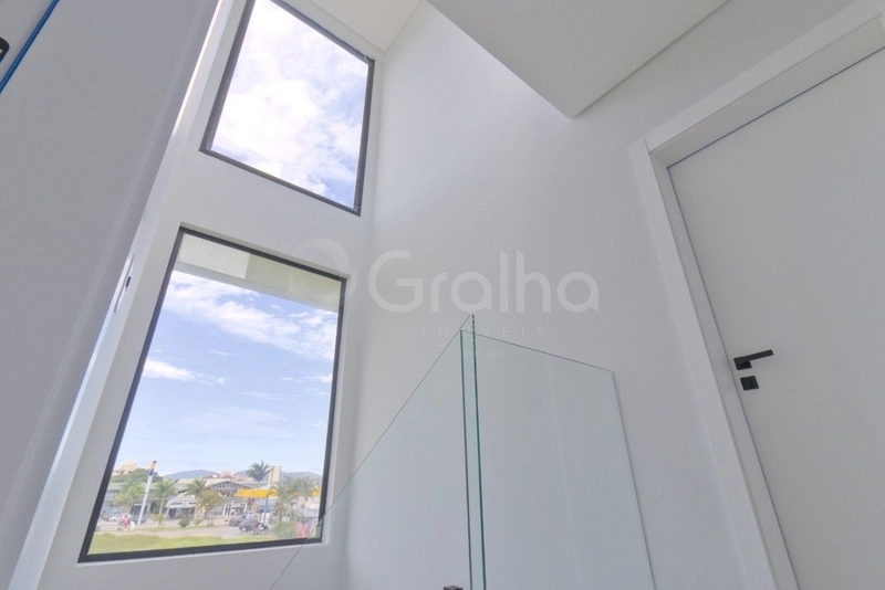 Casa com 3 dormitórios na Lagoa da Conceição: 25ª foto da galeria de imagens do imóvel