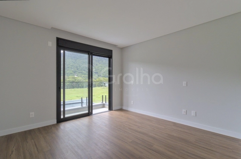 Casa com 3 dormitórios na Lagoa da Conceição: 11ª foto da galeria de imagens do imóvel