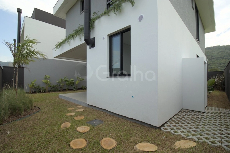 Casa com 3 dormitórios na Lagoa da Conceição: 29ª foto da galeria de imagens do imóvel