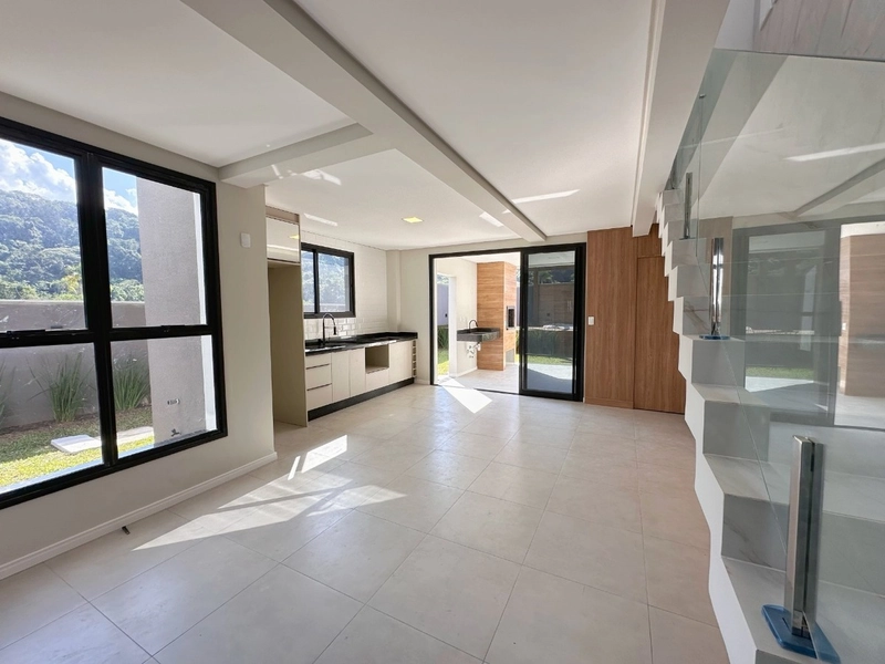 Casa com 3 dormitórios no Rio Tavares: 5ª foto da galeria de imagens do imóvel