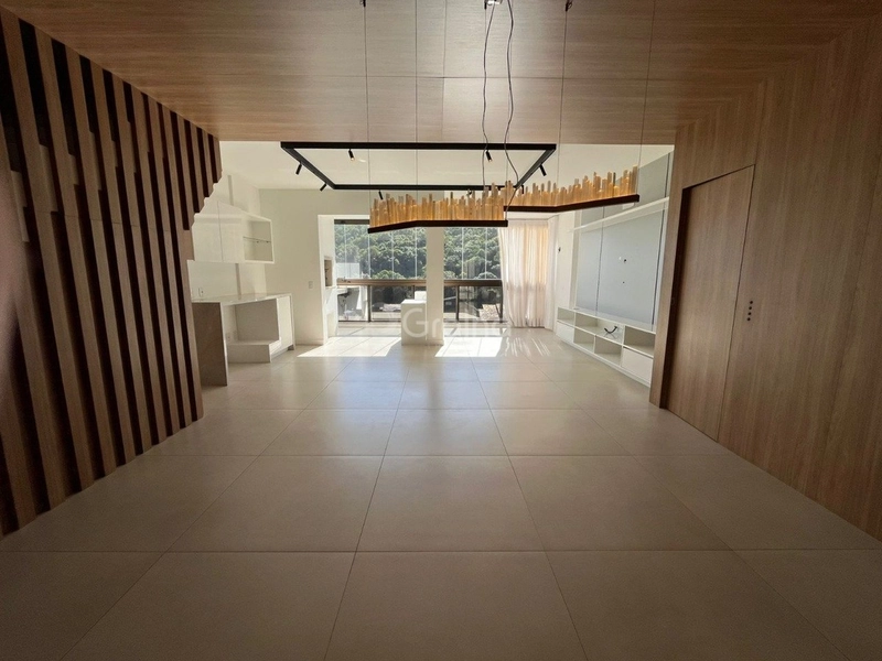 Cobertura com 4 suítes no Itacorubi: 1ª foto da galeria de imagens do imóvel