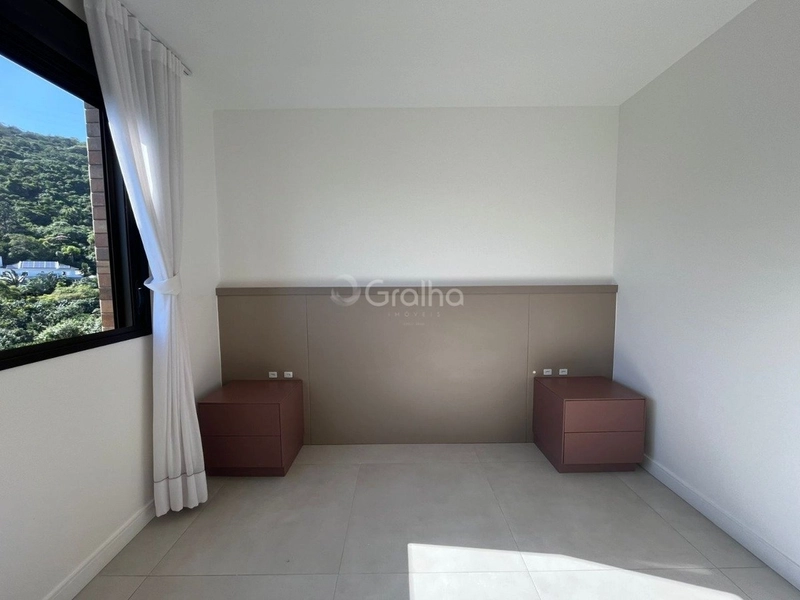 Cobertura com 4 suítes no Itacorubi: 11ª foto da galeria de imagens do imóvel