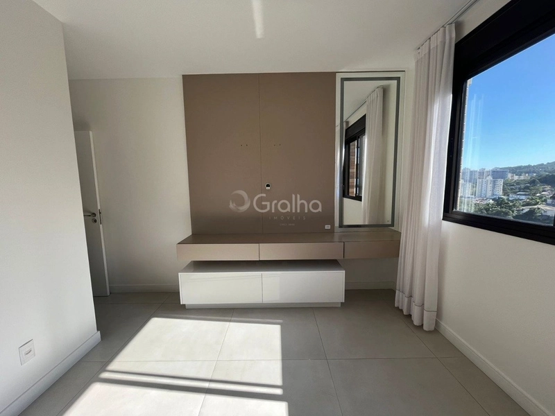 Cobertura com 4 suítes no Itacorubi: 13ª foto da galeria de imagens do imóvel