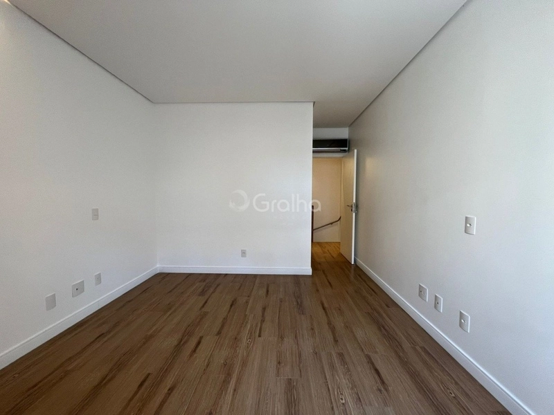 Cobertura com 4 suítes no Itacorubi: 19ª foto da galeria de imagens do imóvel