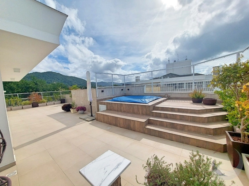 Cobertura com 4 dormitórios no Campeche: 2ª foto da galeria de imagens do imóvel