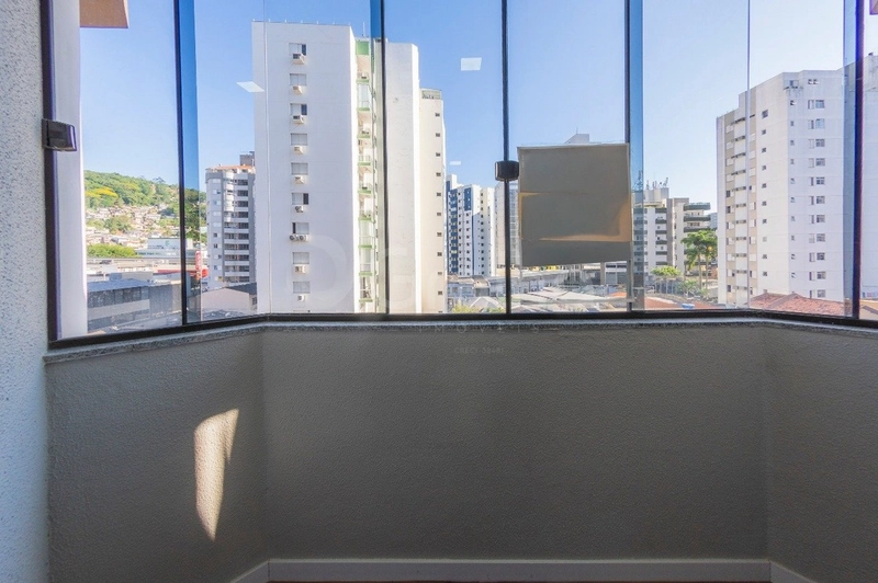 Apartamento com 3 suítes no Centro: 8ª foto da galeria de imagens do imóvel