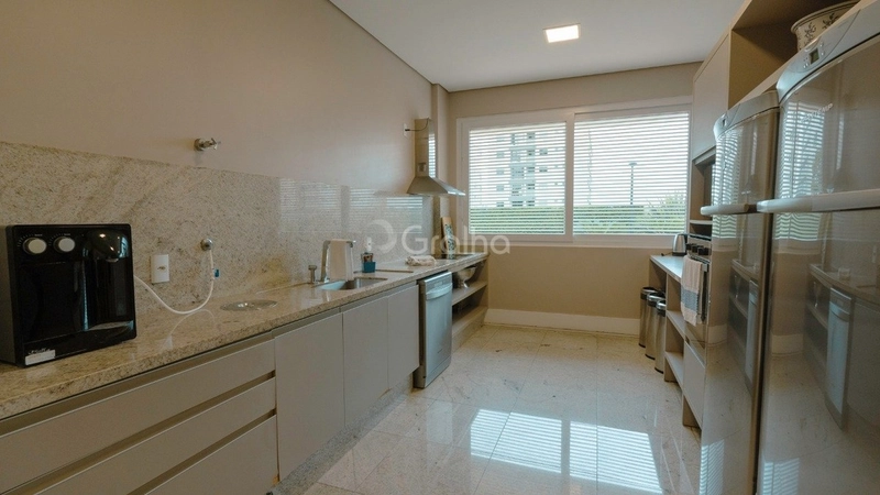 Apartamento com 3 suítes no Estreito: 32ª foto da galeria de imagens do imóvel