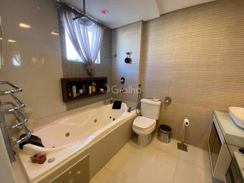 Apartamento com 3 suítes na Agronômica: 24ª foto da galeria de imagens do imóvel