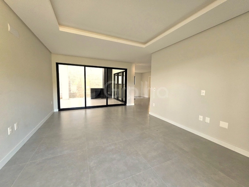 Casa com 3 suítes no João Paulo