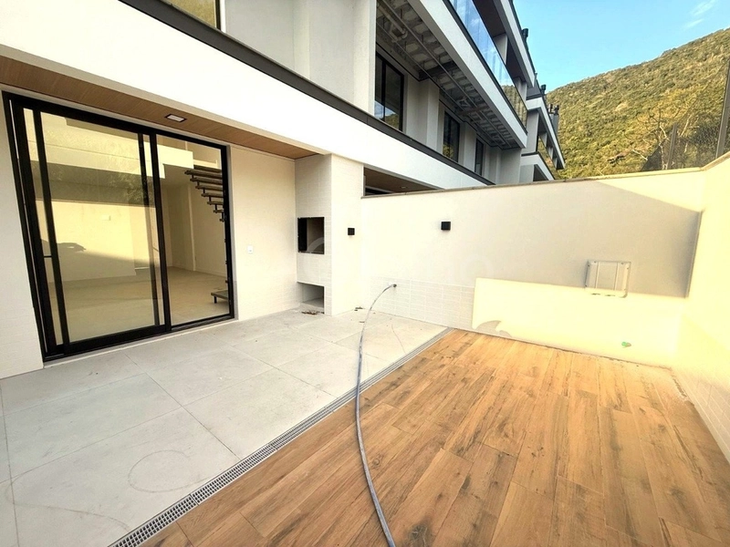 Duplex com 1 suíte em Santo Antônio de Lisboa: 3ª foto da galeria de imagens do imóvel