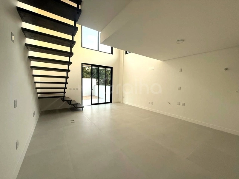 Duplex com 1 suíte em Santo Antônio de Lisboa: 1ª foto da galeria de imagens do imóvel