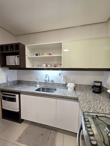 Apartamento com 2 dormitórios na Carvoeira: 7ª foto da galeria de imagens do imóvel