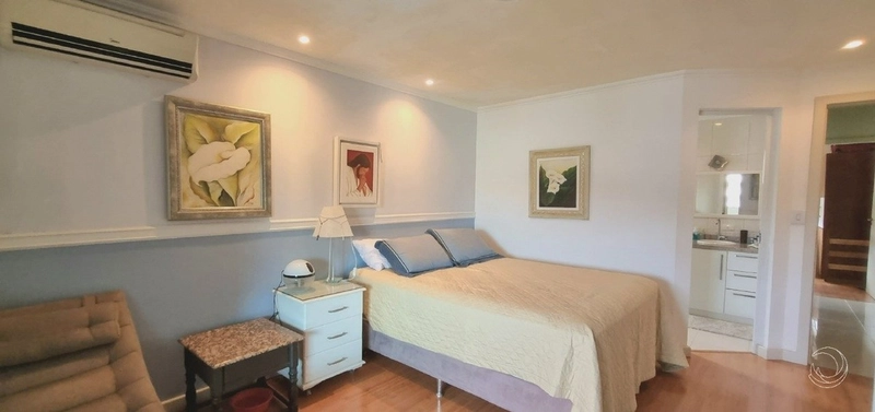 Casa com 4 dormitórios no Córrego Grande: 17ª foto da galeria de imagens do imóvel