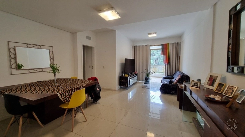 Apartamento de 3 dormitórios no João Paulo