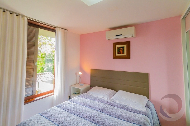 Casa com 4 dormitórios na Agronômica: 31ª foto da galeria de imagens do imóvel