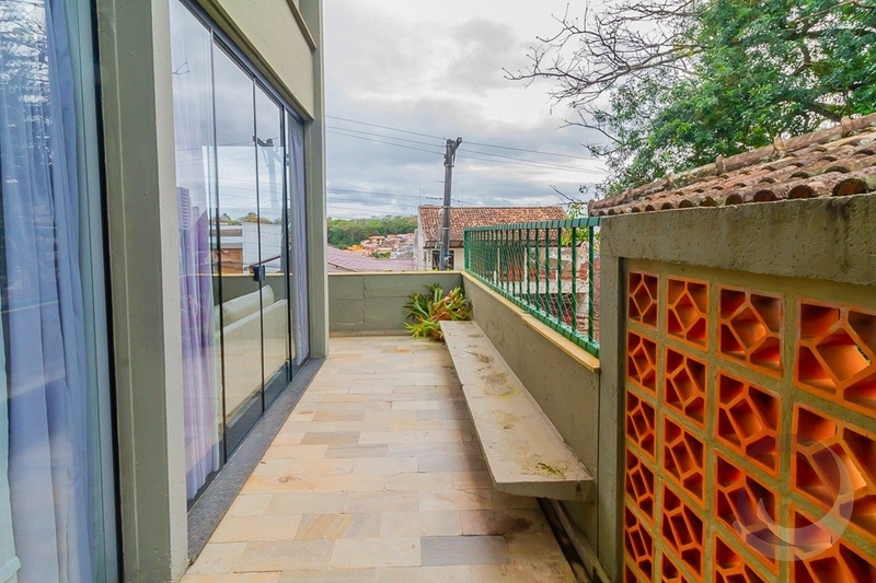 Casa com 4 dormitórios na Agronômica: 15ª foto da galeria de imagens do imóvel