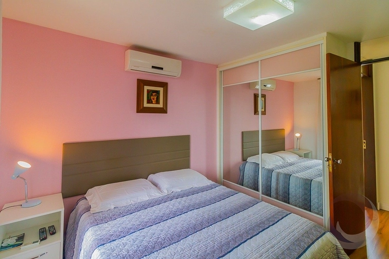 Casa com 4 dormitórios na Agronômica: 32ª foto da galeria de imagens do imóvel