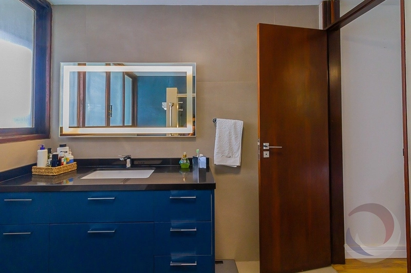 Casa com 4 dormitórios na Agronômica: 26ª foto da galeria de imagens do imóvel