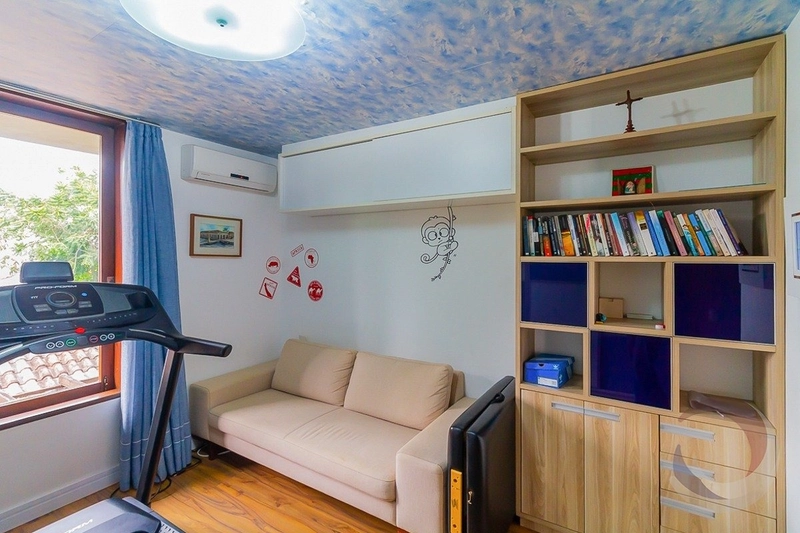 Casa com 4 dormitórios na Agronômica: 35ª foto da galeria de imagens do imóvel