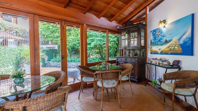 Casa com 3 dormitórios no Centro: 24ª foto da galeria de imagens do imóvel