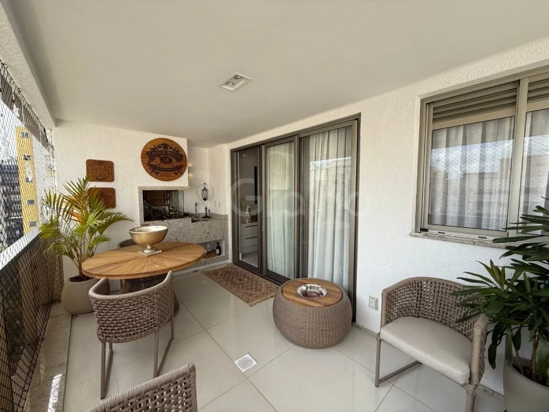 Apartamento no Centro andar alto com 2 suítes e 2 vagas de garagem.: 5ª foto da galeria de imagens do imóvel