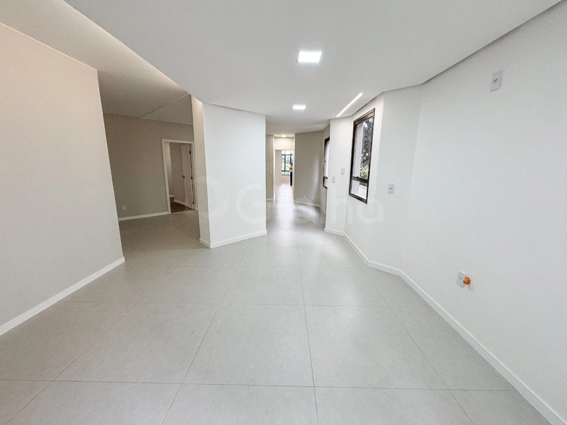 Apartamento com 3 suítes na Beira Mar, Florianóplis: 7ª foto da galeria de imagens do imóvel