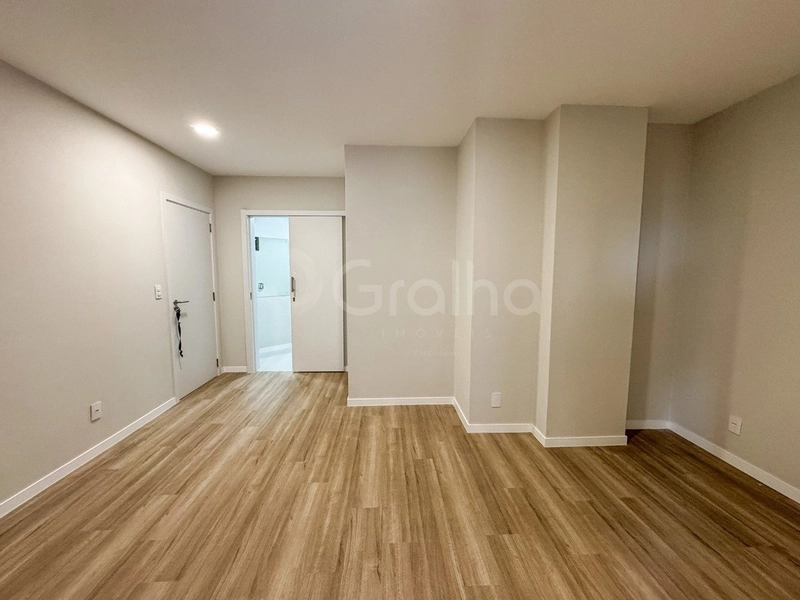 Apartamento com 3 suítes na Beira Mar, Florianóplis: 14ª foto da galeria de imagens do imóvel