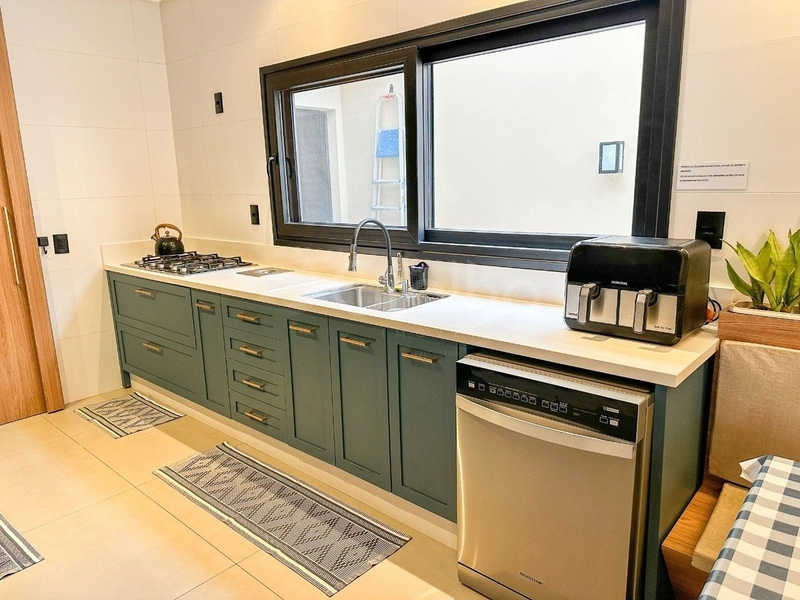 Casa alto padrão com 5 dormitórios no Campeche, Florianópolis: 11ª foto da galeria de imagens do imóvel