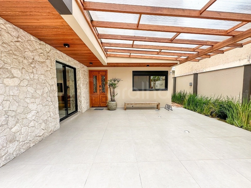 Casa alto padrão com 5 dormitórios no Campeche, Florianópolis: 38ª foto da galeria de imagens do imóvel